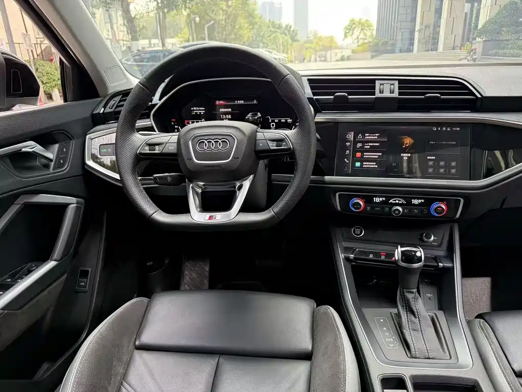 Audi Q3 Sportback 2022 — фото 7