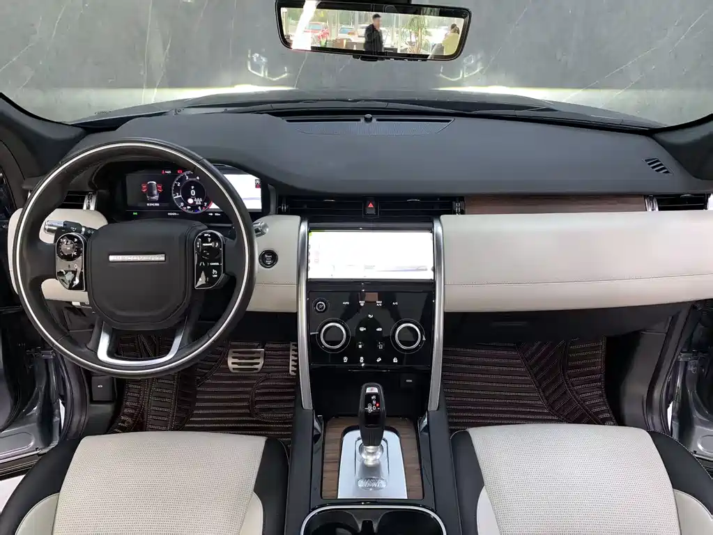 Land Rover Discovery Sport 2021 — фото 11