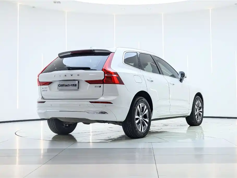 Volvo XC60 2024