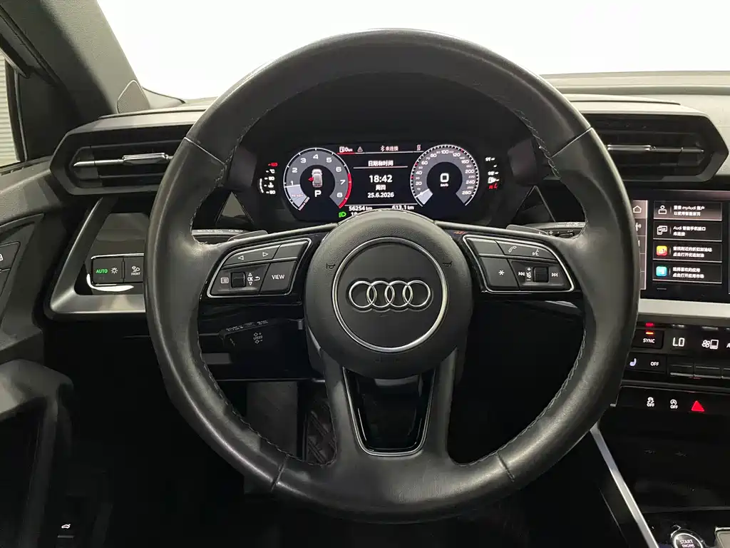Audi A3 2022 — фото 5