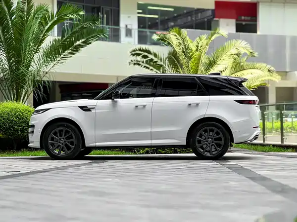 Land Rover Range Rover Sport 2023