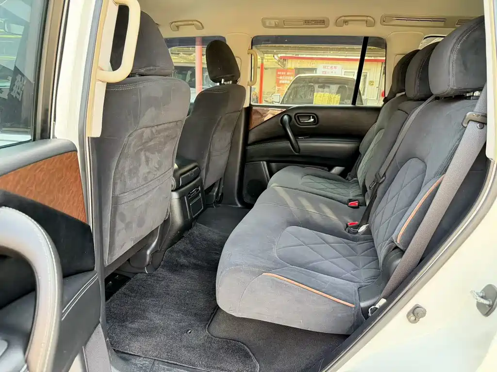 Nissan Patrol 2017 — фото 17