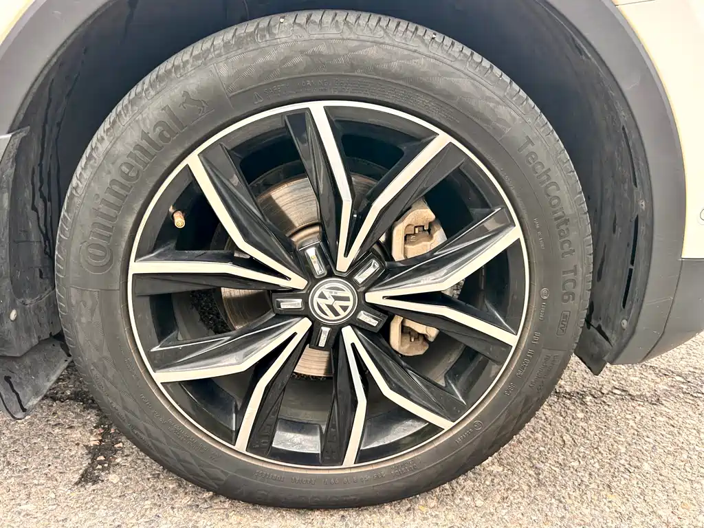 Volkswagen Tiguan L 2021 — фото 16