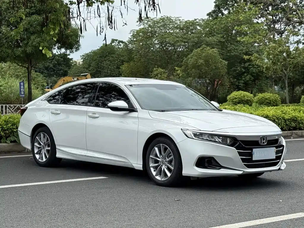 Honda Accord 2022 — фото 5