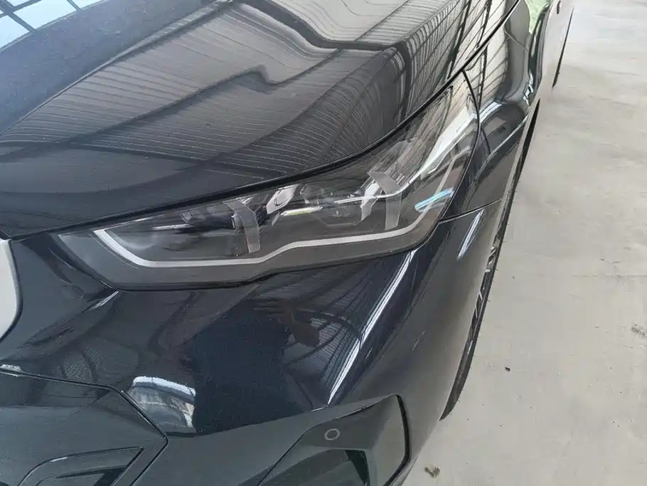 BMW 5 Series 2025