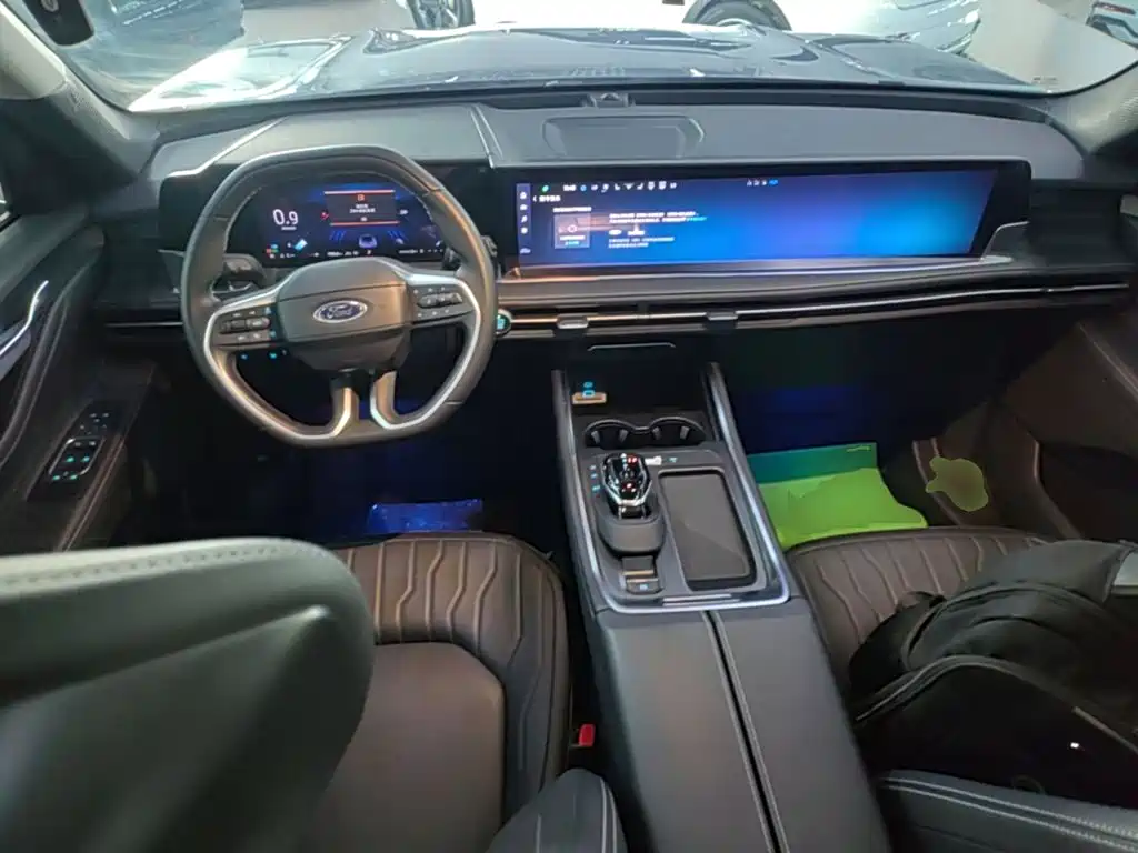 Ford Edge 2025 — фото 10
