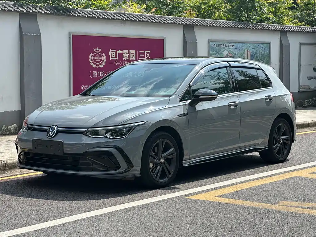 Volkswagen Golf 2023
