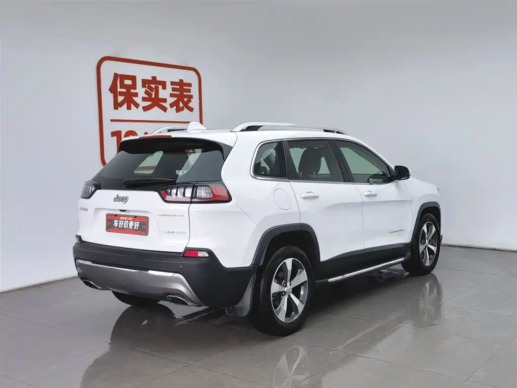 Jeep Cherokee 2019 — фото 2