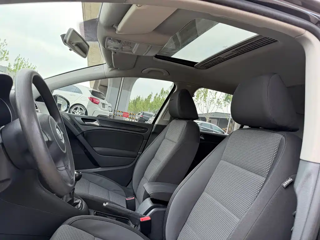 Volkswagen Golf 2010