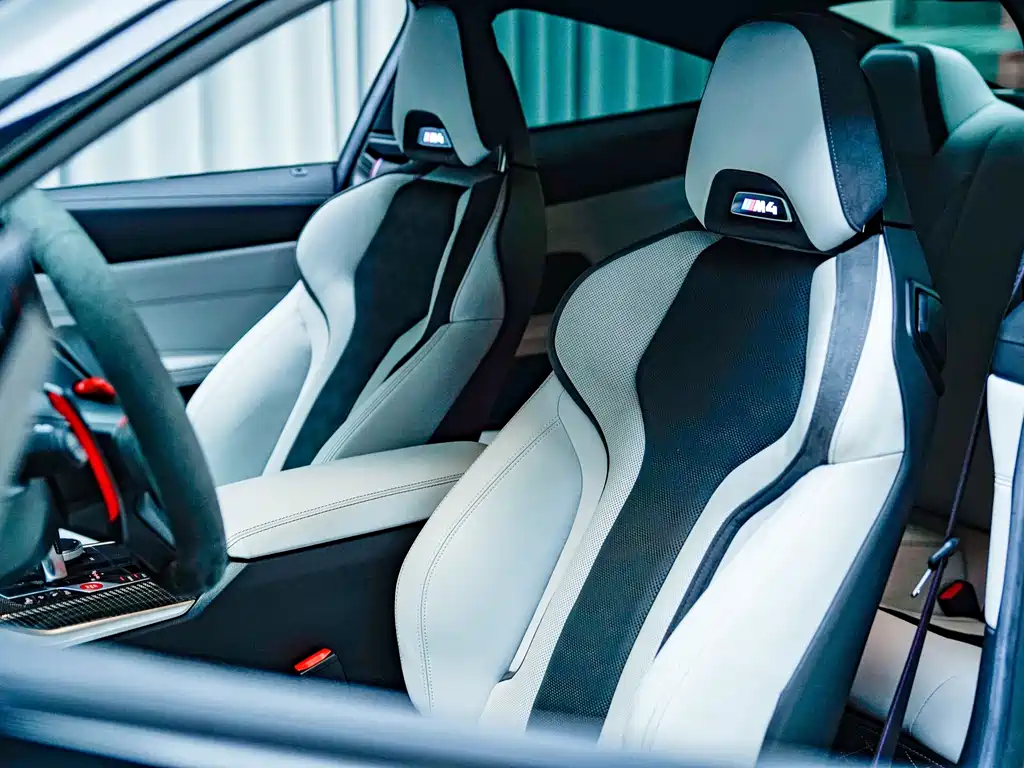 BMW M4 2023 — фото 15