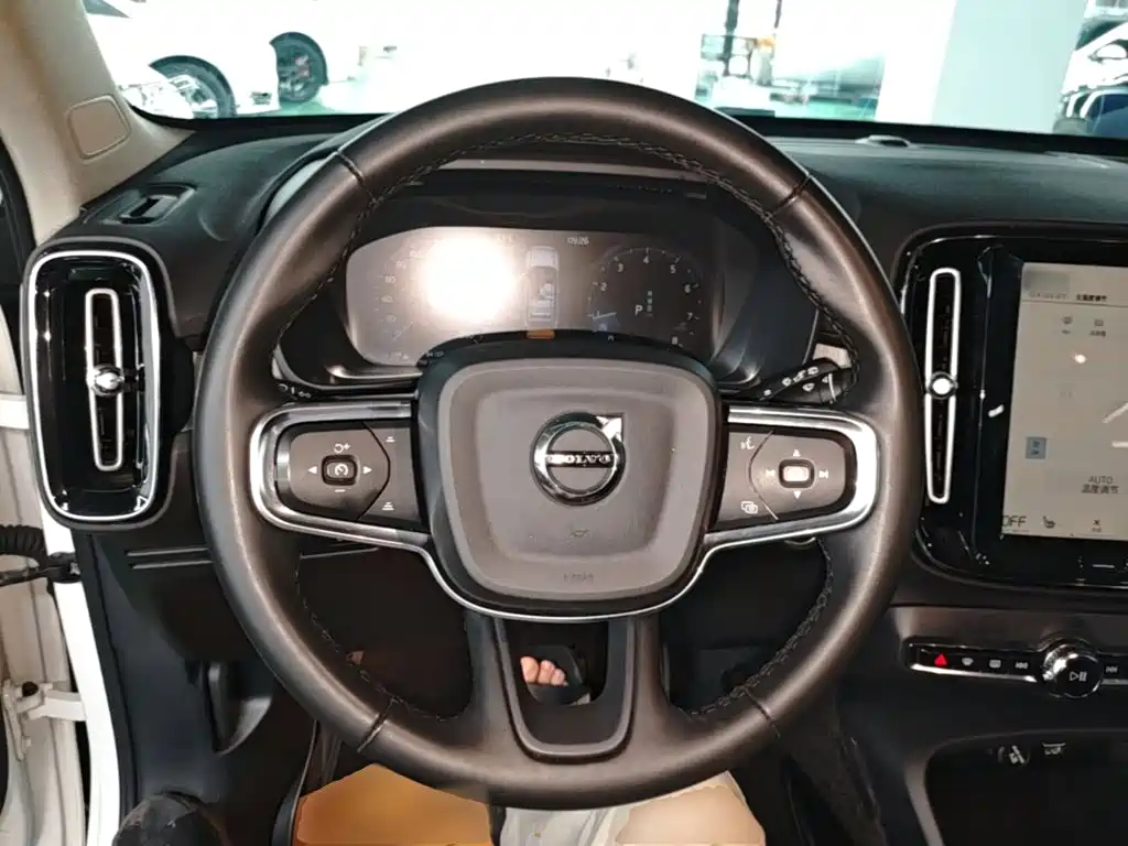 Volvo XC40 2021