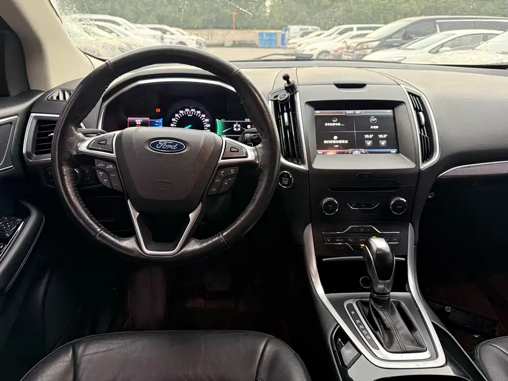 Ford Edge 2016 — фото 5