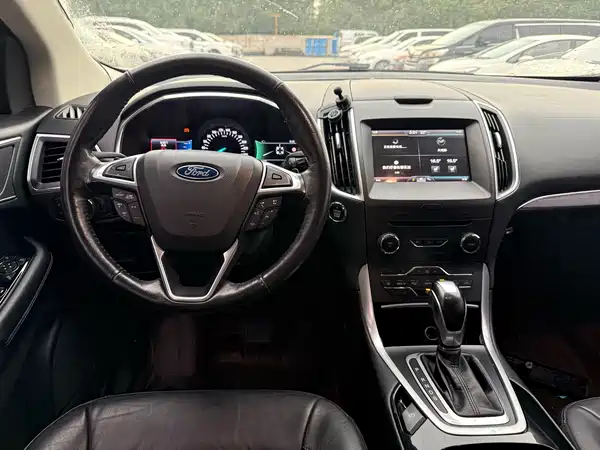 Ford Edge 2016