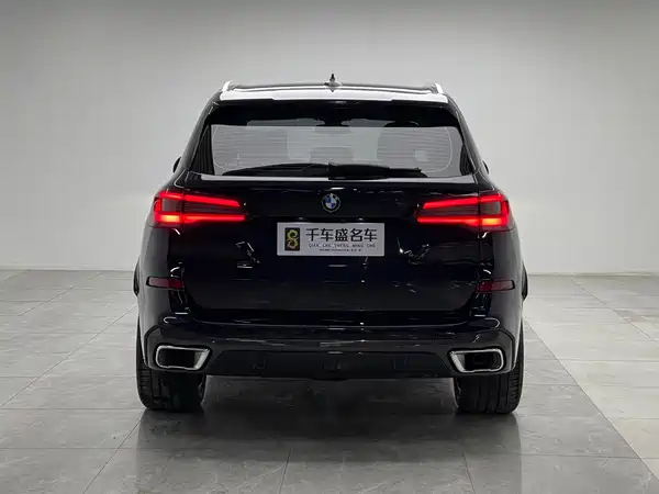 BMW X5 2023