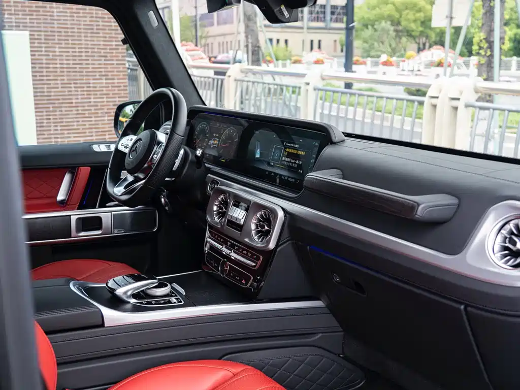 Mercedes-Benz G-Class 2023 — фото 20