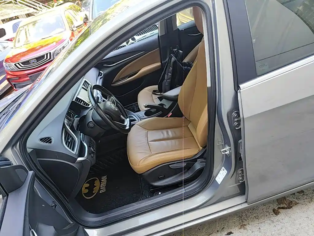 Buick Excelle 2018 — фото 15