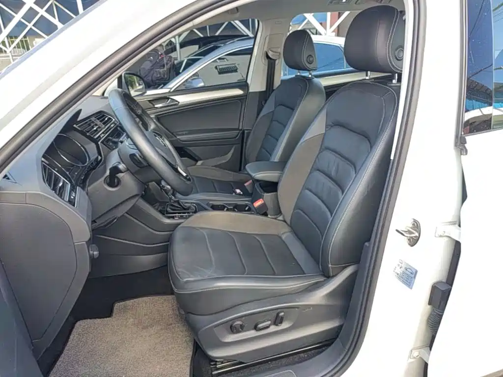 Volkswagen Tiguan L 2019 — фото 15