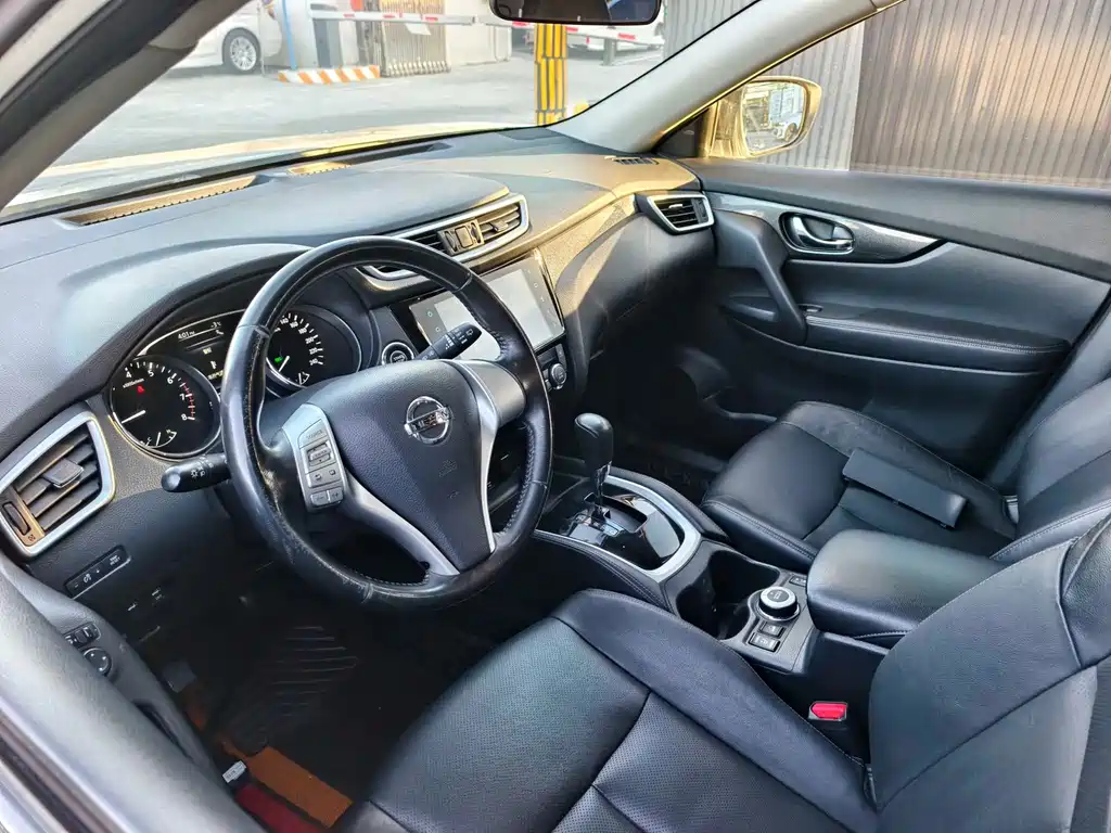 Nissan X-Trail 2017 — фото 12