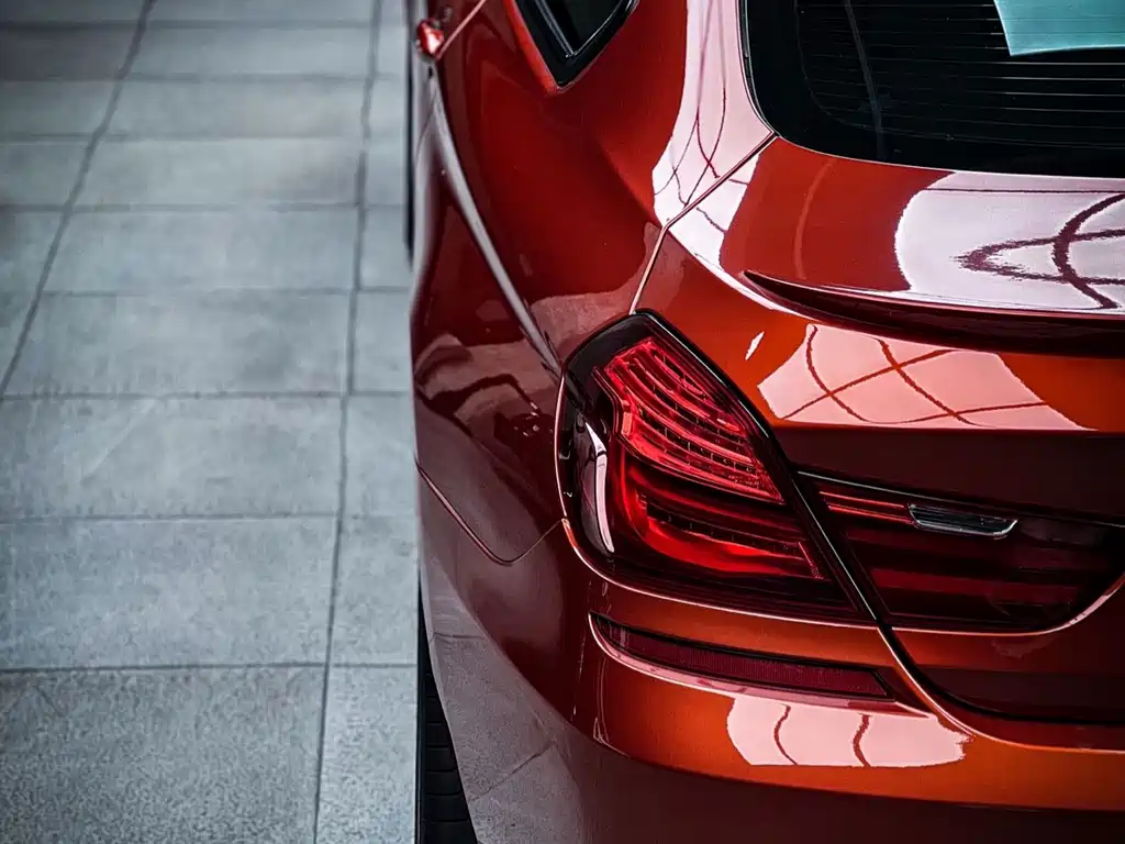 BMW M6 2012 — фото 9