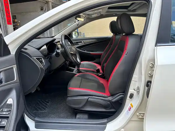 Changan Eado XT 2016