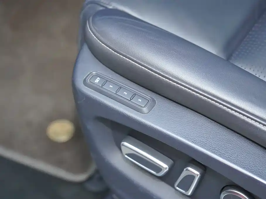 GAC Motor Trumpchi M8 2021 — фото 19
