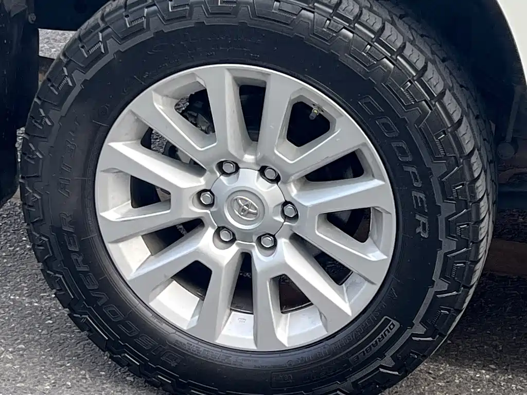 Toyota Prado 2018 — фото 17