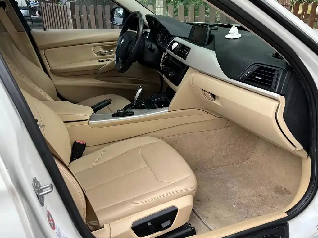 BMW 3 Series 2013