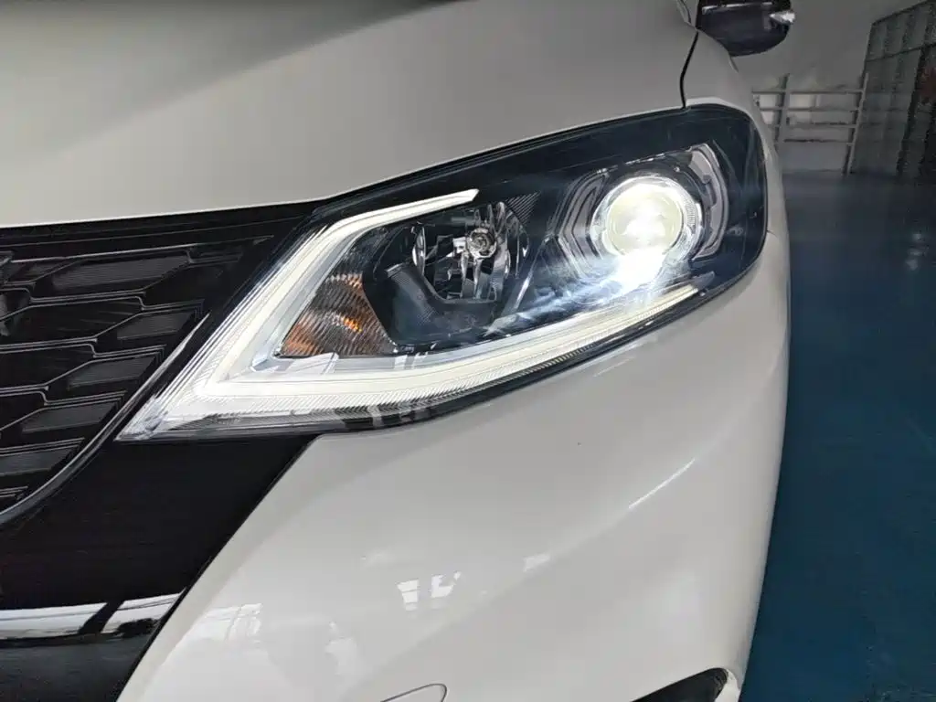 Nissan Tiida 2021 — фото 24