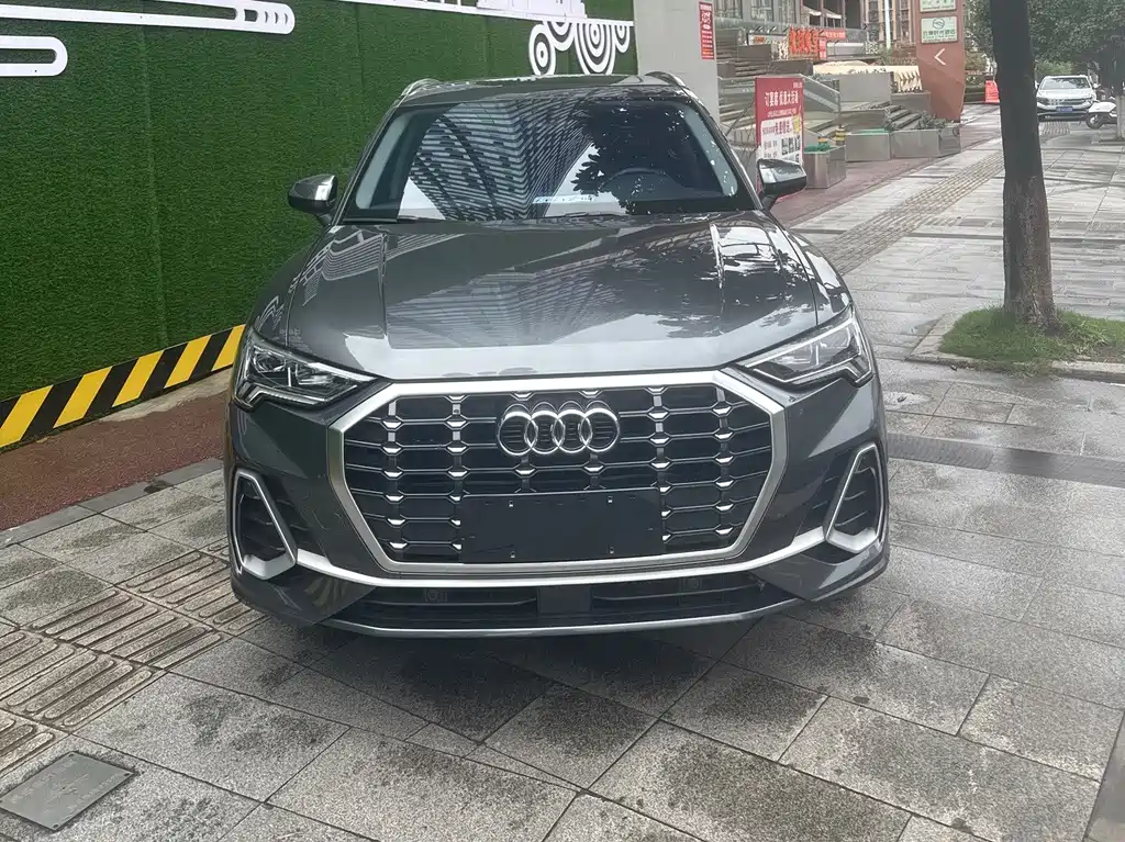 Audi Q3 2022