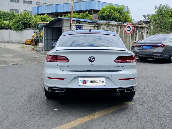 Volkswagen CC 2023