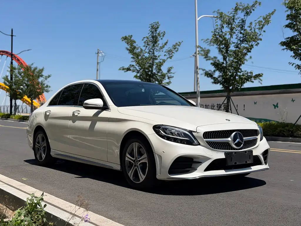 Mercedes-Benz C-Class 2019 — фото 3