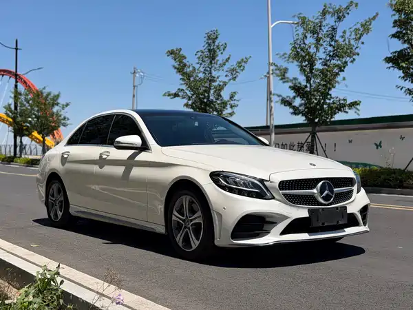 Mercedes-Benz C-Class 2019