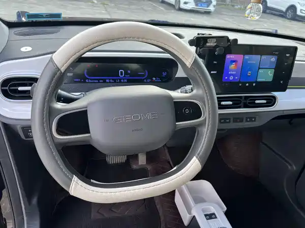 Geely Galaxy Panda 2025