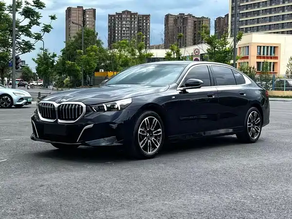 BMW 5 Series 2024