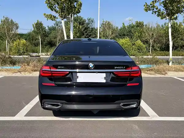 BMW 7 Series 2019