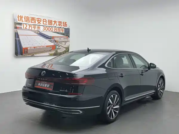 Volkswagen Passat 2023