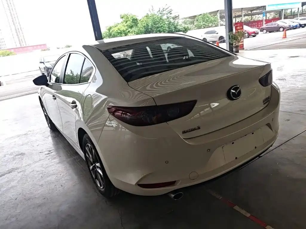 Mazda 3 Axela 2021