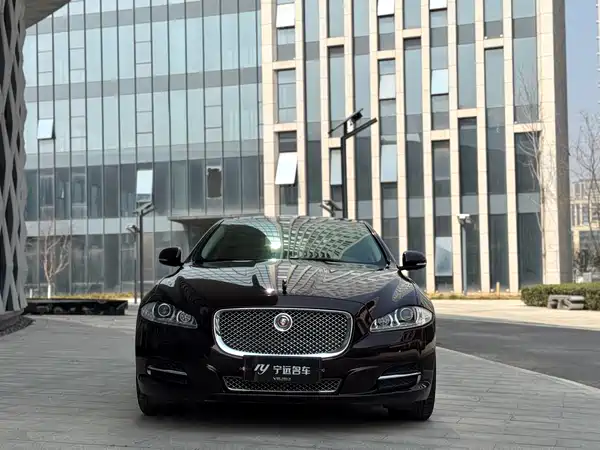 Jaguar XJ 2014