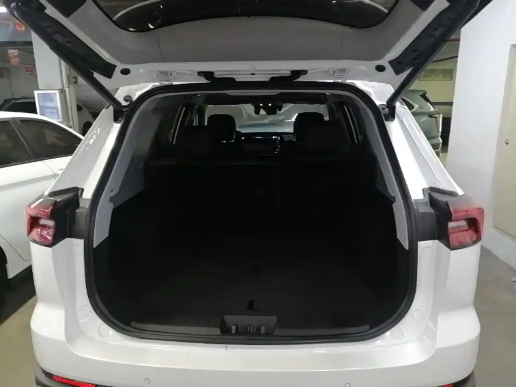 Chery Tiggo 8 PRO 2023 — фото 19