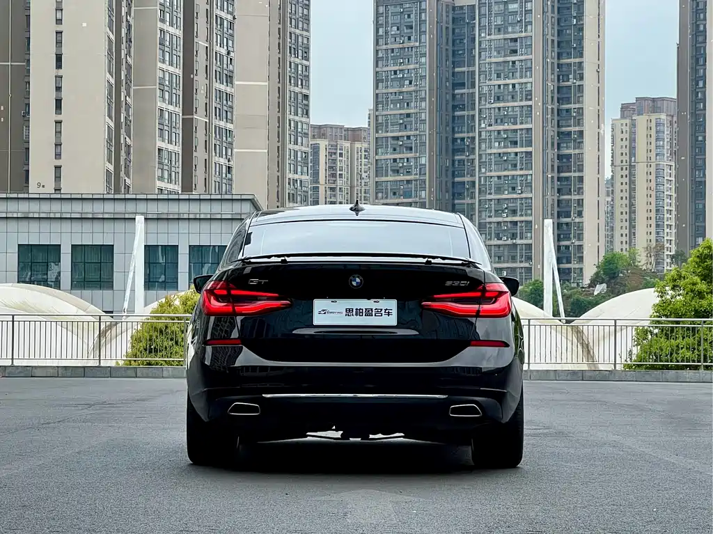 BMW 6 Series GT 2021 — фото 14