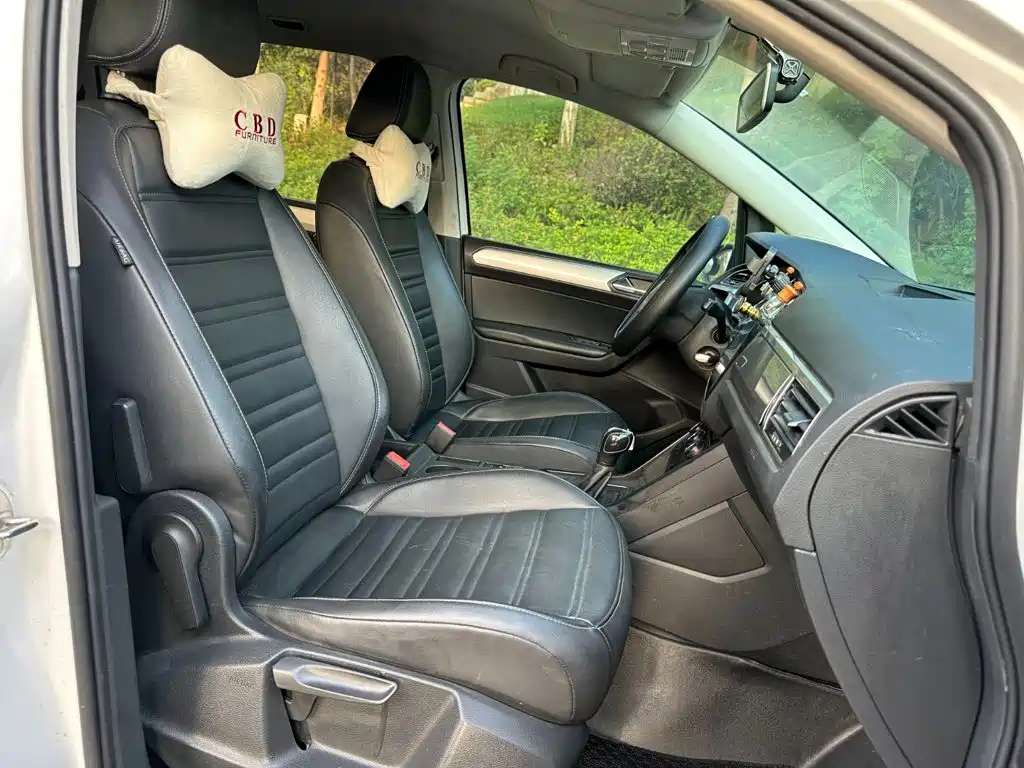 Volkswagen Touran 2018 — фото 23