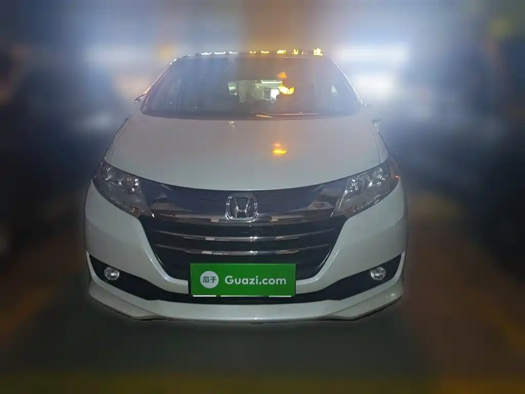 Honda Odyssey 2018 — фото 24
