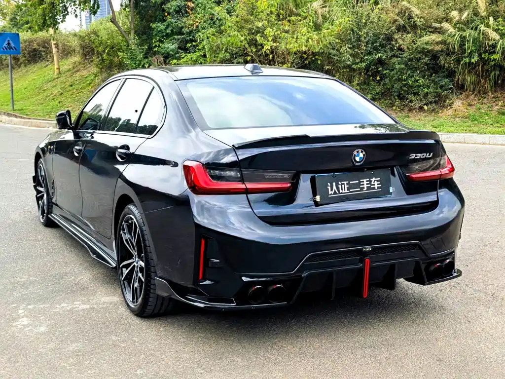 BMW 3 Series 2023