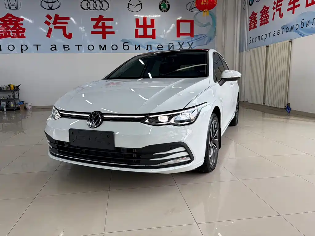 Volkswagen Golf 2023