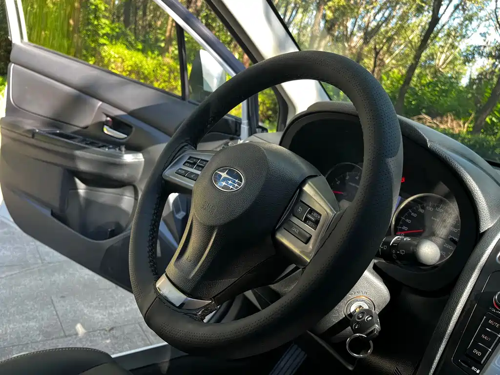 Subaru XV 2015 — фото 9