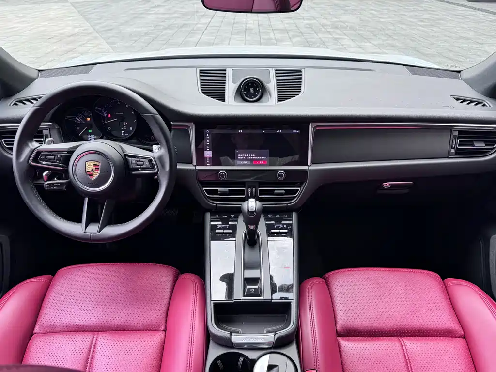 Porsche Macan 2022 — фото 10