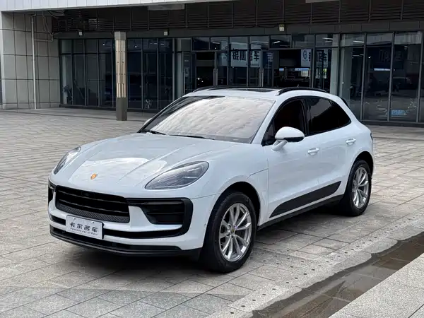 Porsche Macan 2022