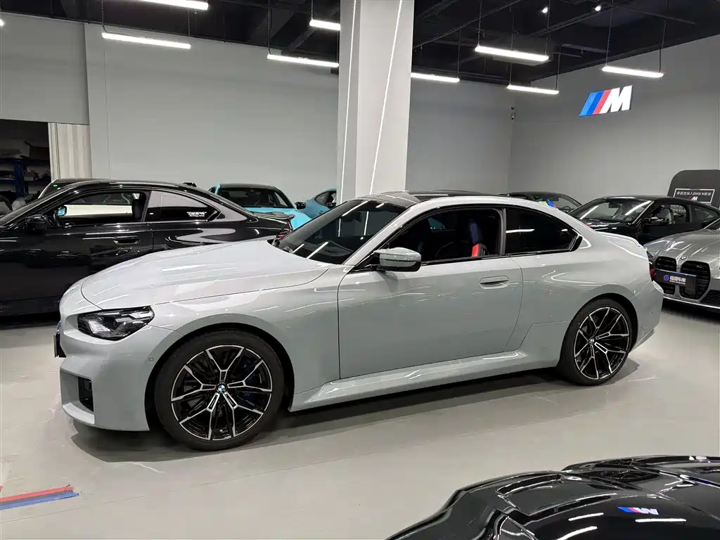 BMW M2 2025 — фото 3