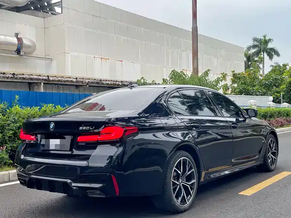 BMW 5 Series 2024