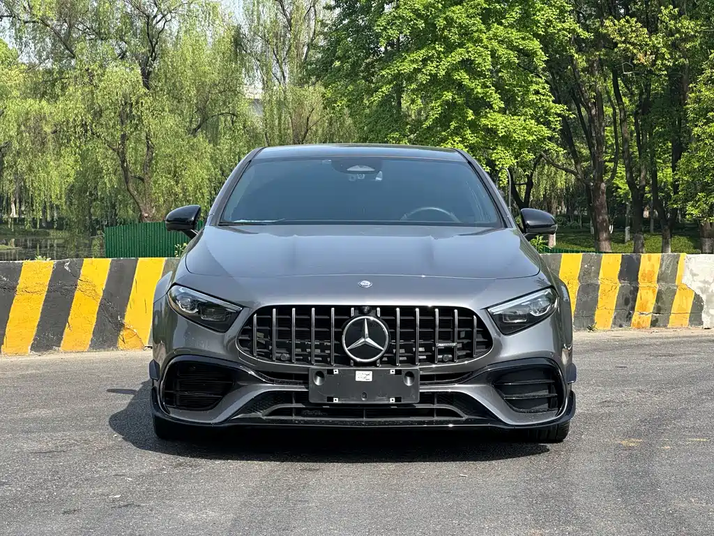 Mercedes-Benz A-Class AMG 2024 — фото 2